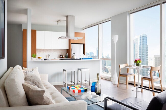 Building Photo - 500 N Lake Shore Dr