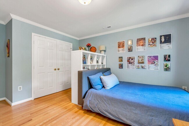 Building Photo - 8308 Comanche Ct