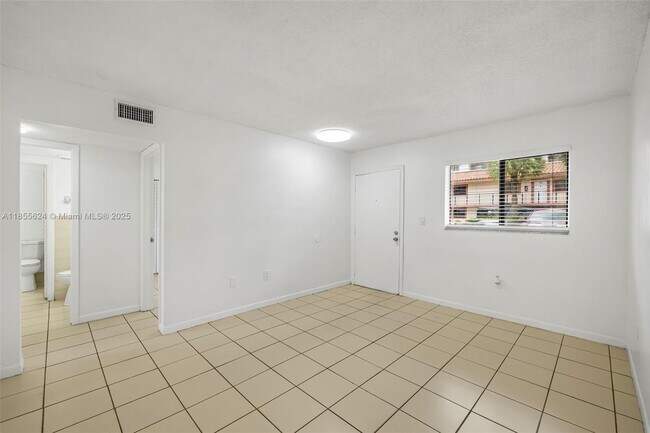 Building Photo - 6165 W 22nd Ct