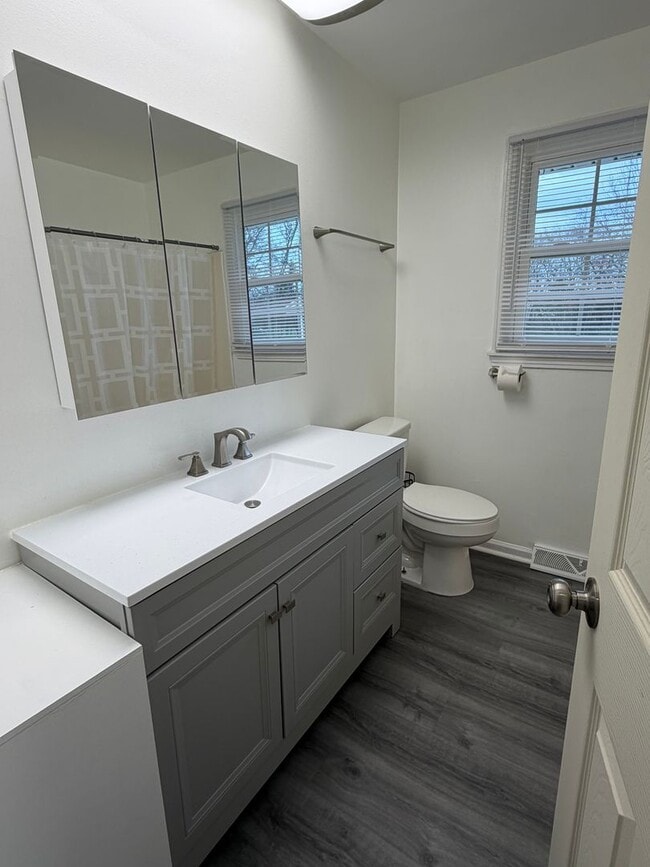 Building Photo - 141 Quita Cir