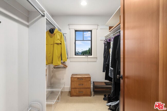 Building Photo - 740 Marco Pl