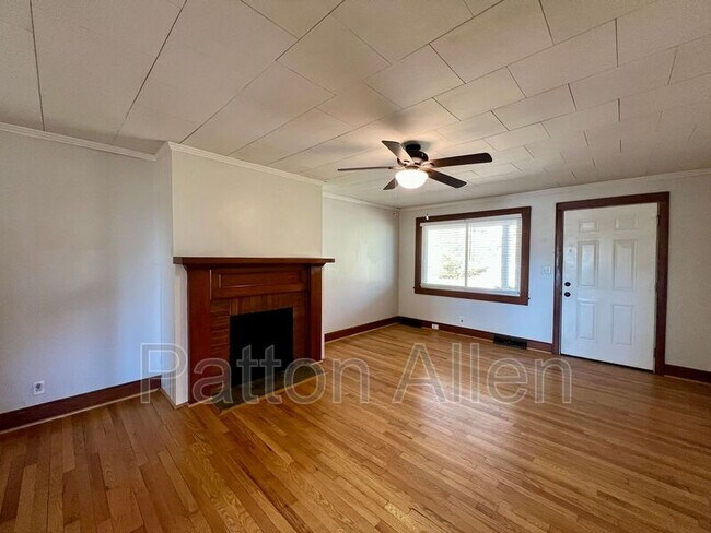 Building Photo - 135 Haynes St