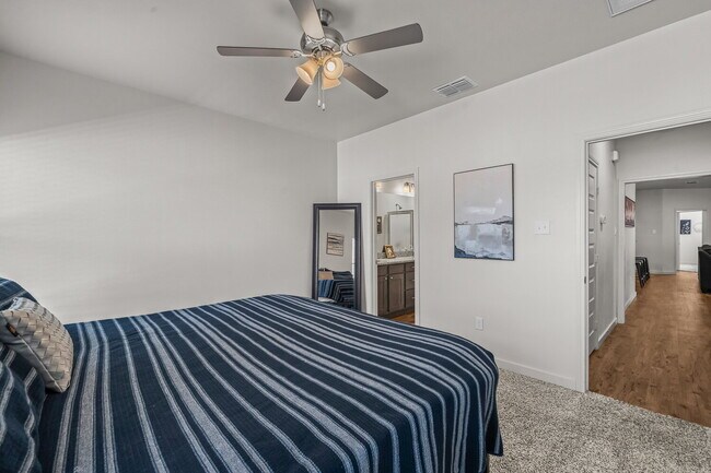 Building Photo - Spacious Townhome Located South Of Town Near Cooper Elementary