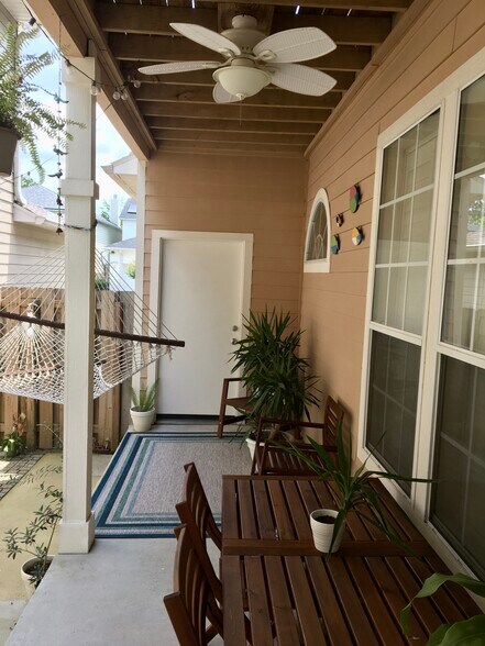 Building Photo - 11647 NW 18th Pl