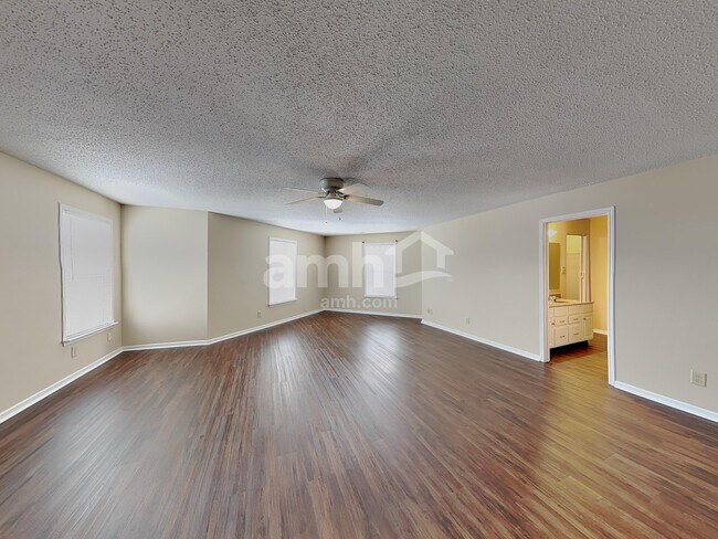 Building Photo - 5537 Floating Leaf Dr