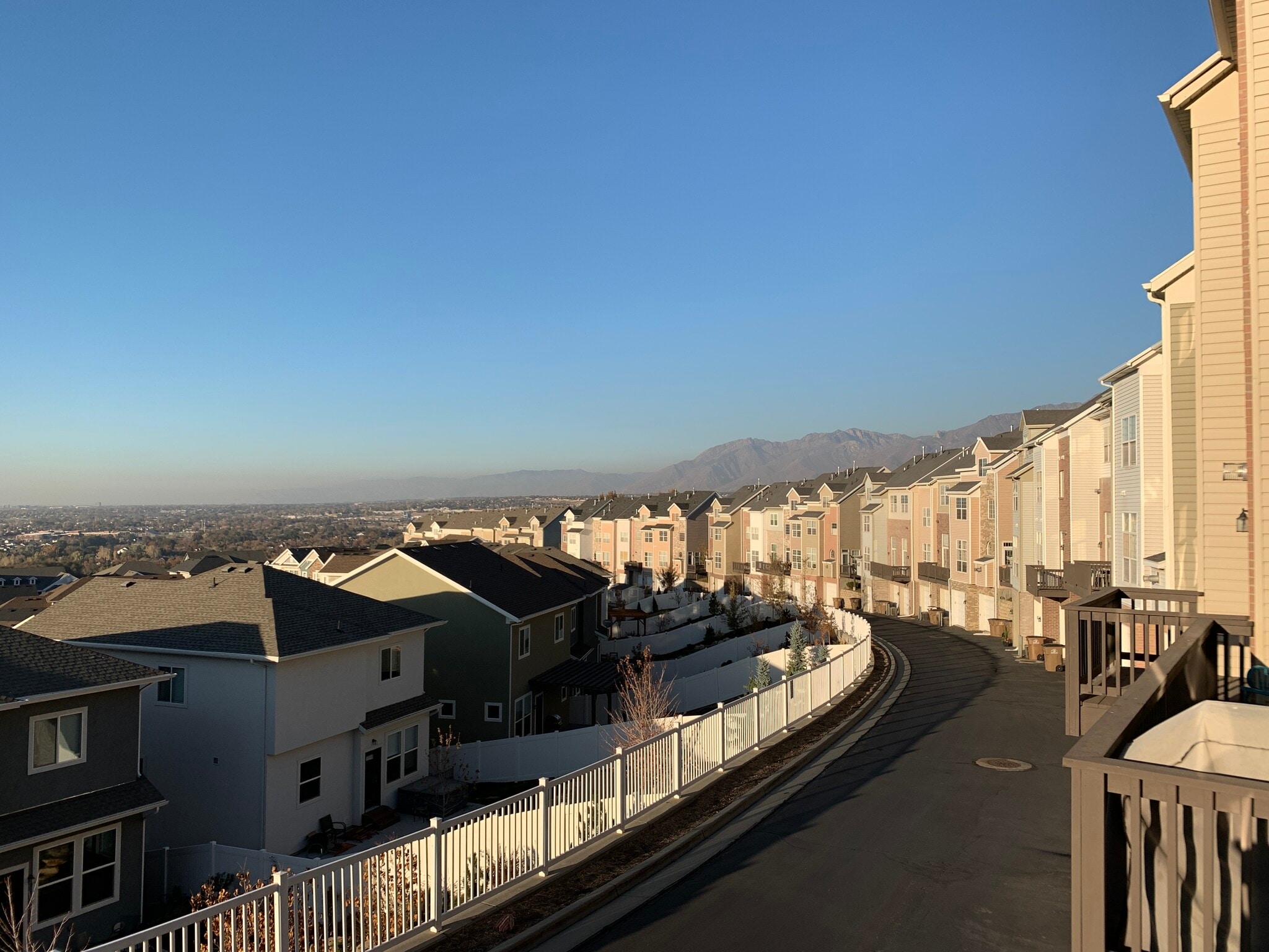 Building Photo - 991 E Senior Band Rd