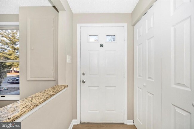 Building Photo - 103 Savannah Ct