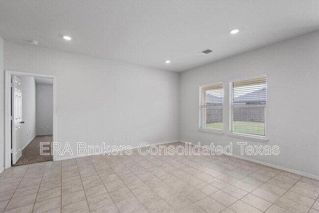 Building Photo - 108 Ragnar Dr