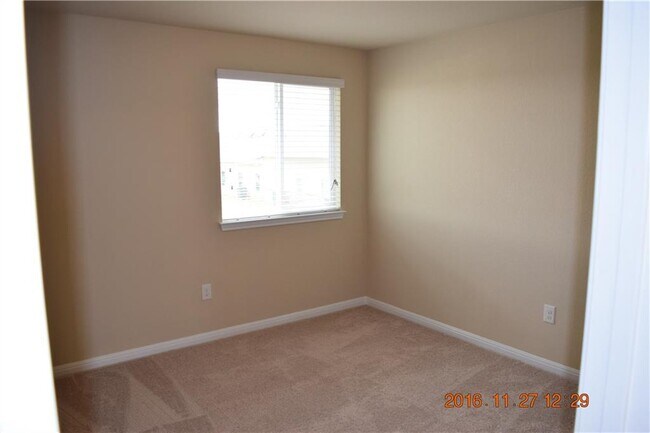 Building Photo - 313 N Heatherwilde Blvd