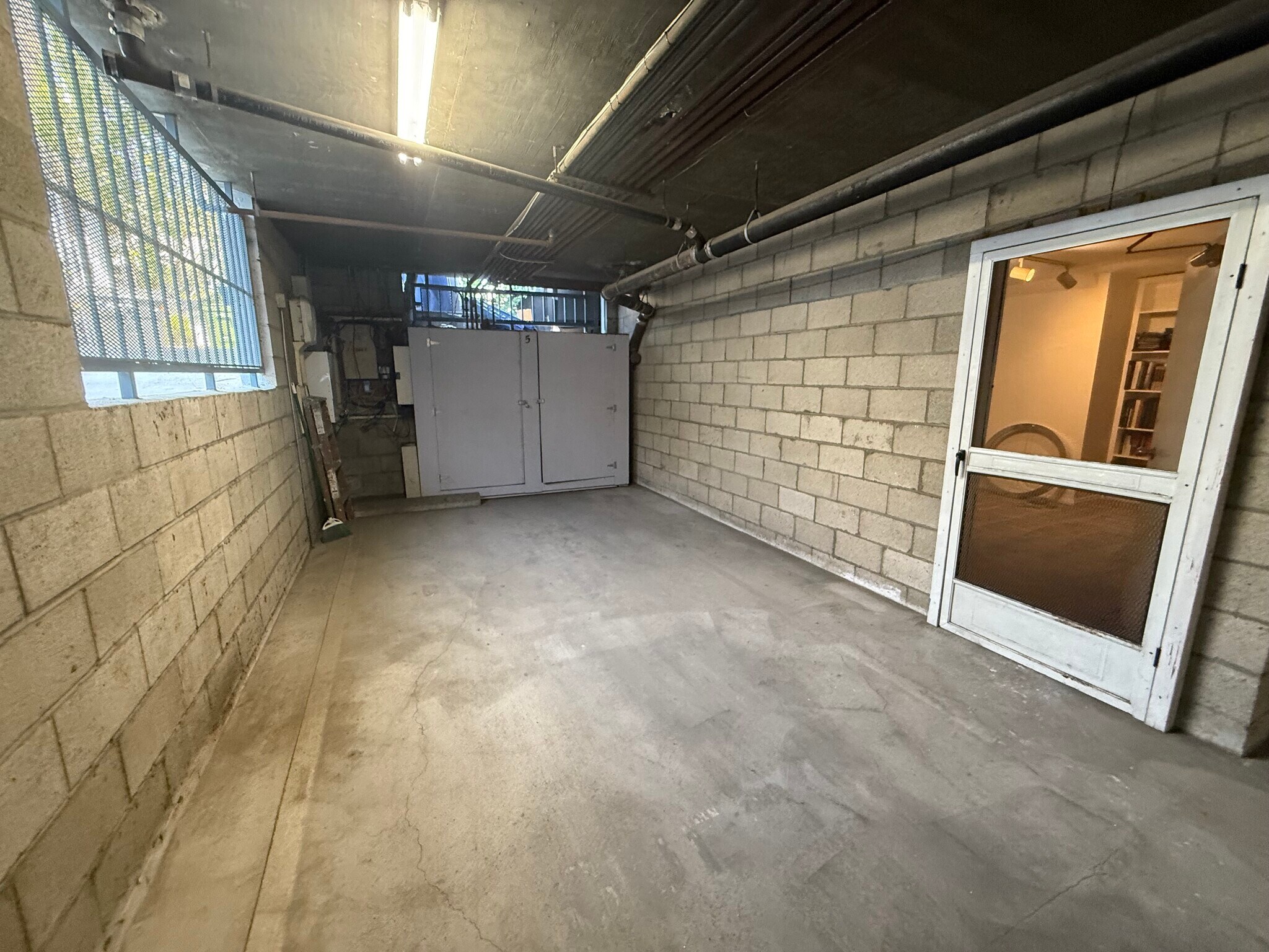 Building Photo - 1937 Euclid St