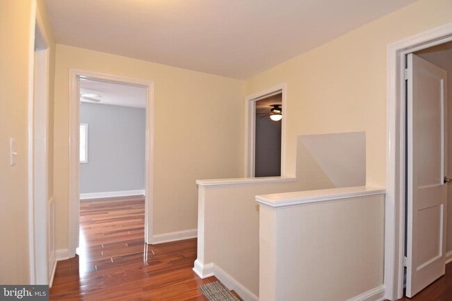 Building Photo - 7125 Harrison Ln