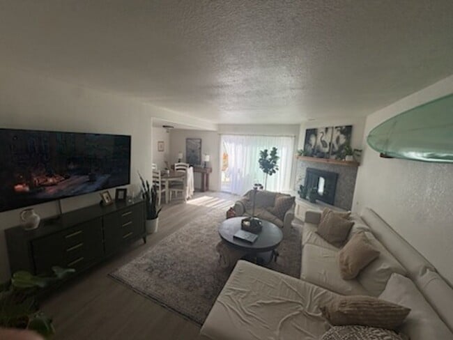 Building Photo - 531 Camino Del Mar