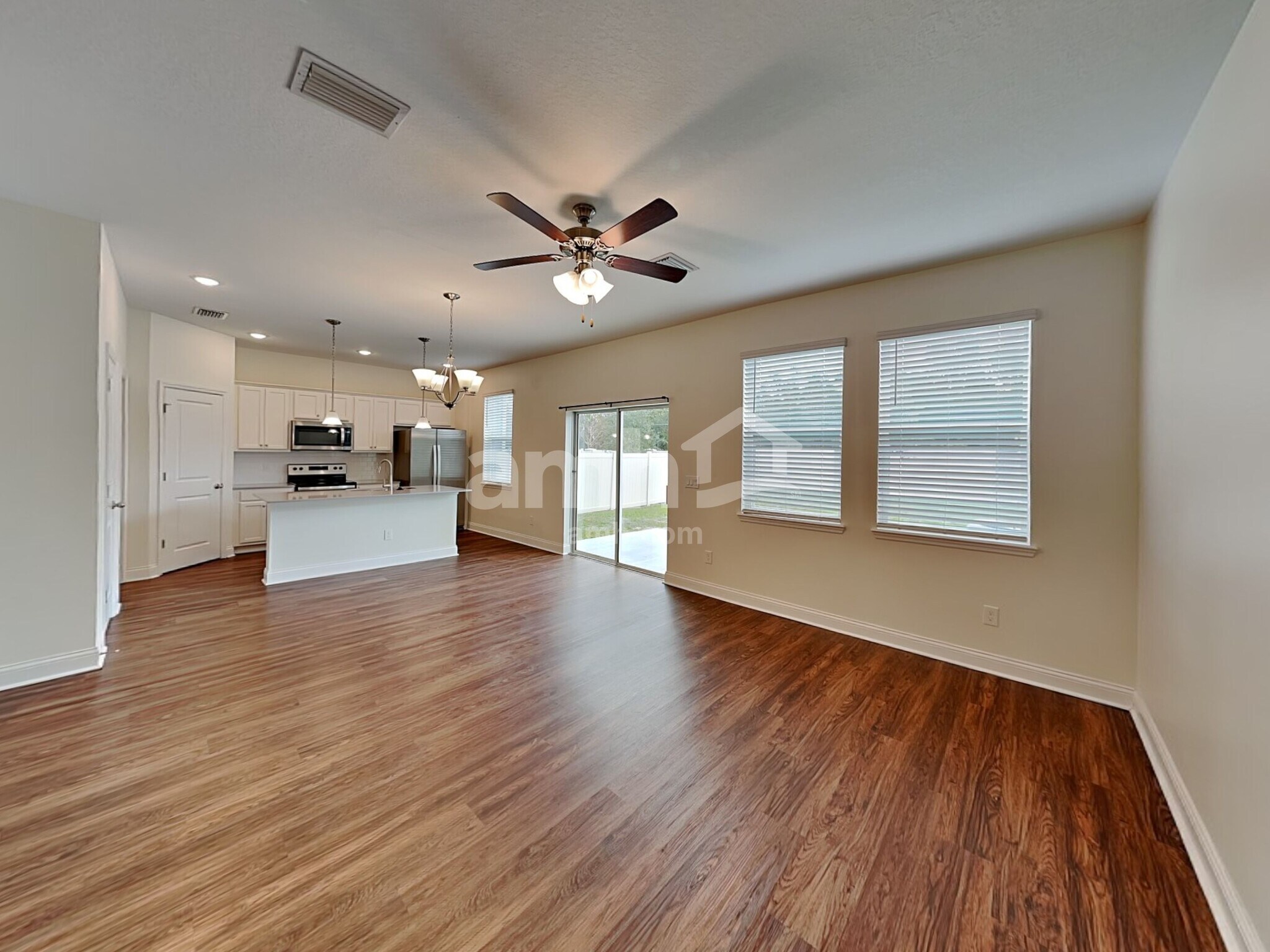 Building Photo - 6042 Little Blf Cir