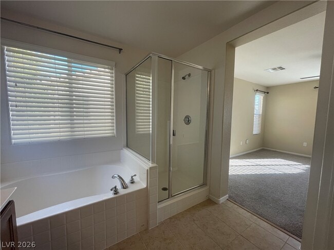 Building Photo - 2412 Briggsdale Avenue