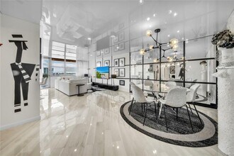 Building Photo - 250 174th St