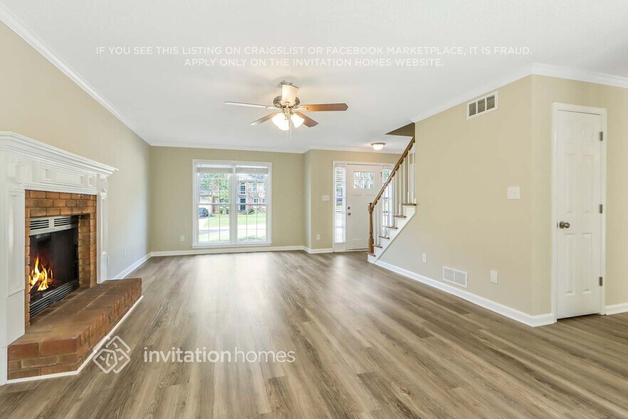 Building Photo - 4923 Harrington Pl