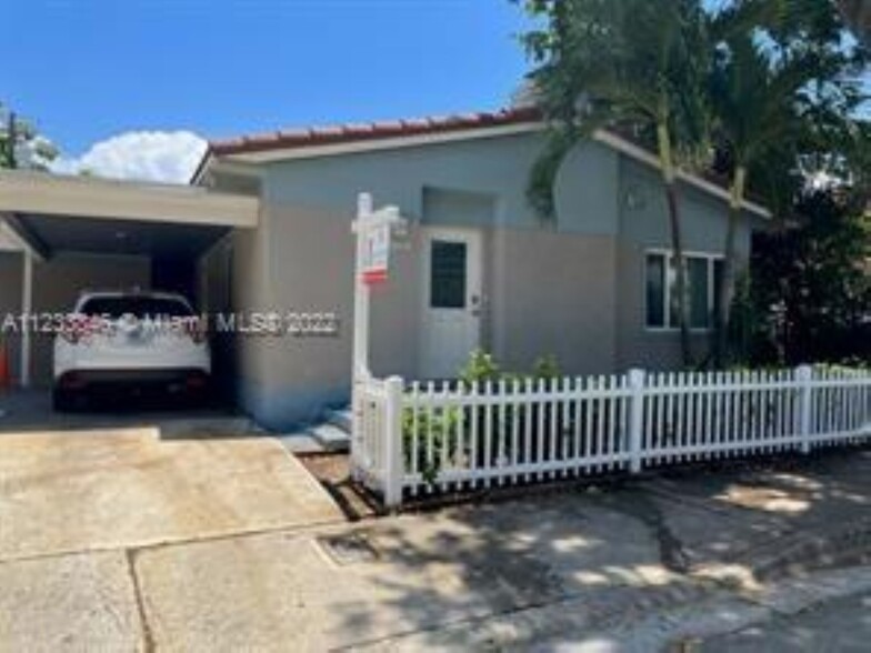 Primary Photo - 2804 N Ocean Blvd