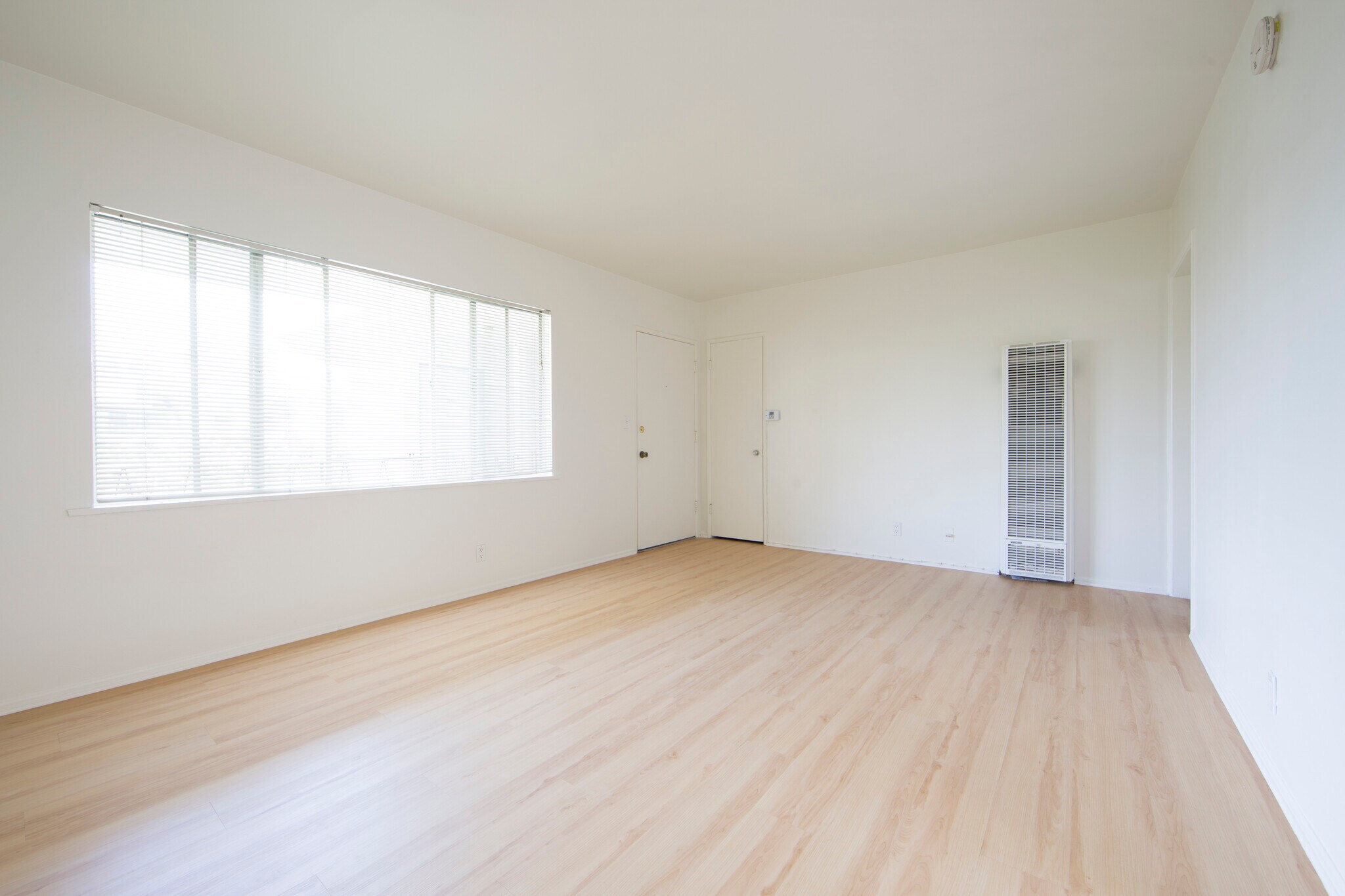 Building Photo - 669 Levering Ave