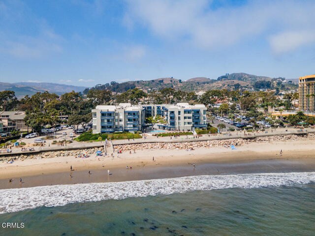 Building Photo - 350 Paseo De Playa