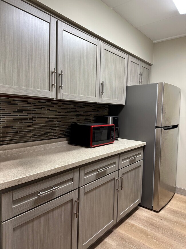 Building Photo - 274 County Rd