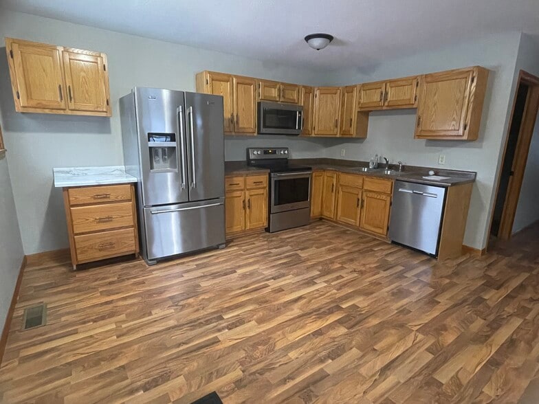 Building Photo - 2623 7th Pl