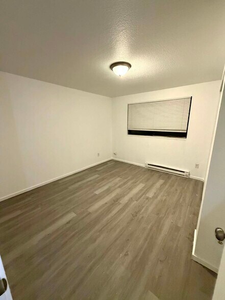 Building Photo - 19535 NW Pondosa Ct