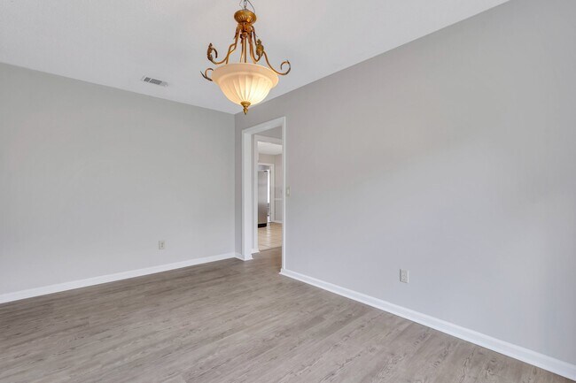 Building Photo - 734 Timber Ridge Trail