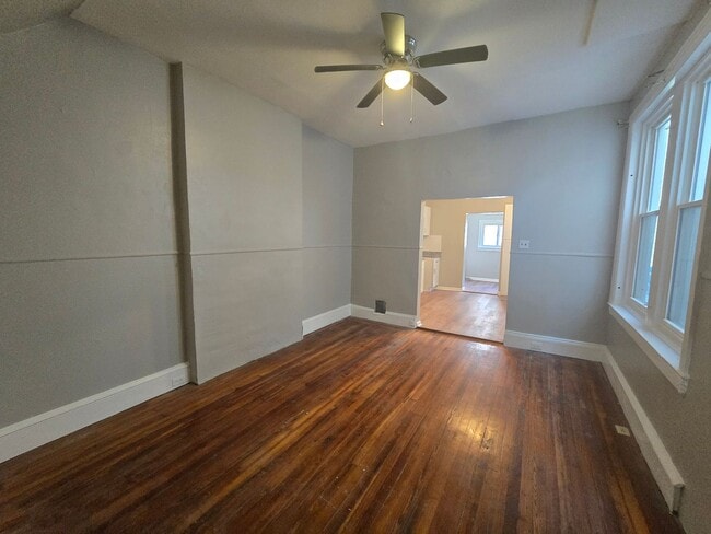 Building Photo - 2435 N 25th St