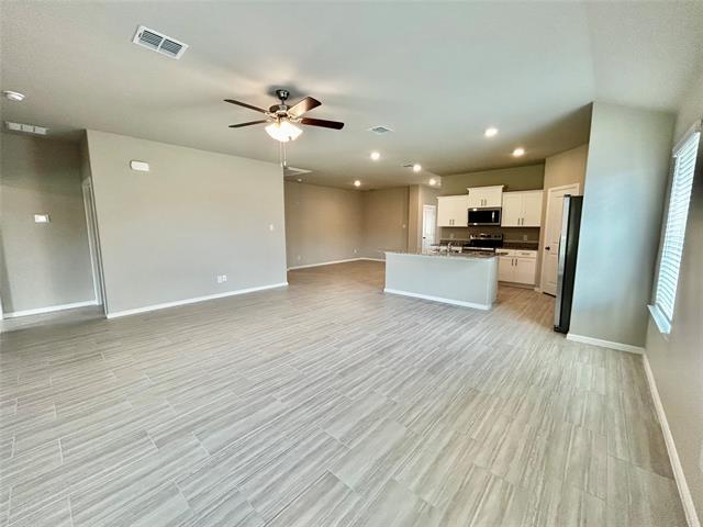 Building Photo - 16432 Severn Ln