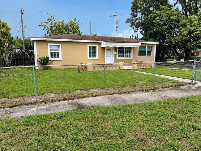 Building Photo - 8924 NW 35th Ct