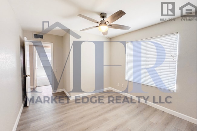 Building Photo - 3Bed/2Bath Home at 7th Ave/Union Hills! $2...
