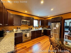 Building Photo - 29 Fairmount Ave
