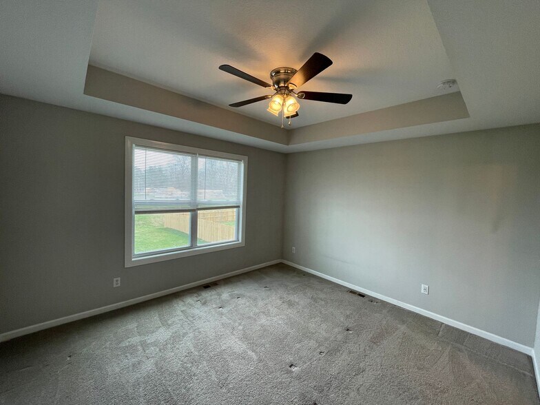 Building Photo - 15266 Delphinium Pl