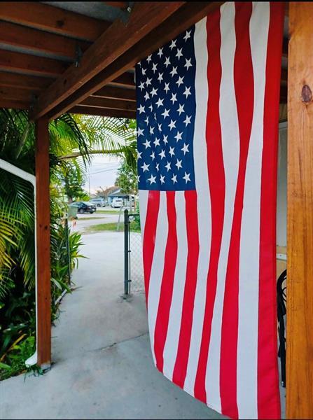 Building Photo - 279 Hach Ln