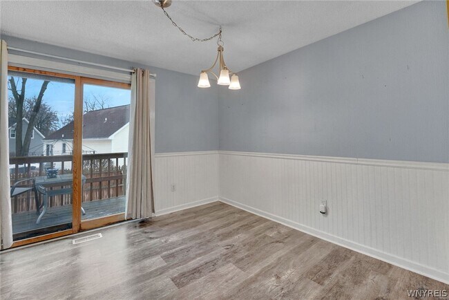 Building Photo - 36 Altair Dr