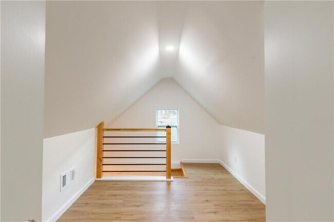 Building Photo - 1170 Niles Ave NW