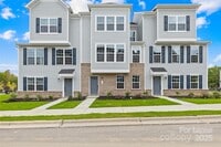 Building Photo - 513 Bailey Mls Dr