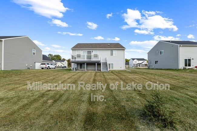 Building Photo - 7158 Primrose Ln