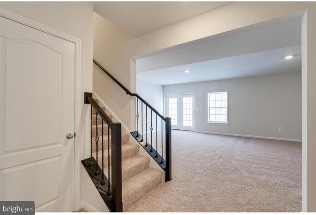 Building Photo - 10810 Meridian Hill Way