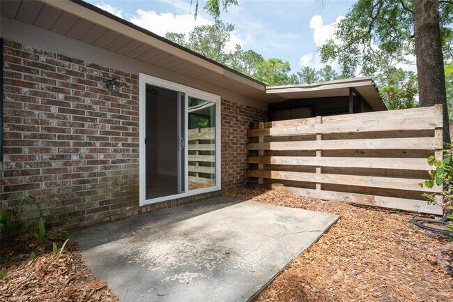 Building Photo - 3409 NW 52nd Terrace