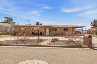 Building Photo - 4312 Wallington Dr