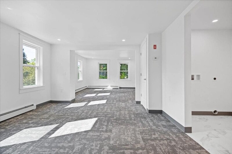 Building Photo - 2 Howes Corner Rd