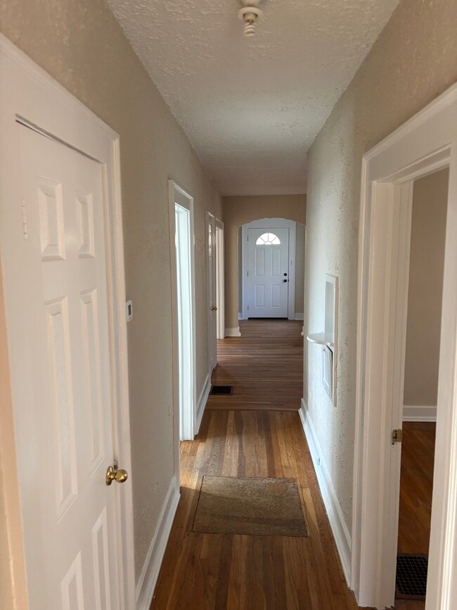 Building Photo - 1110 Orlando Pl