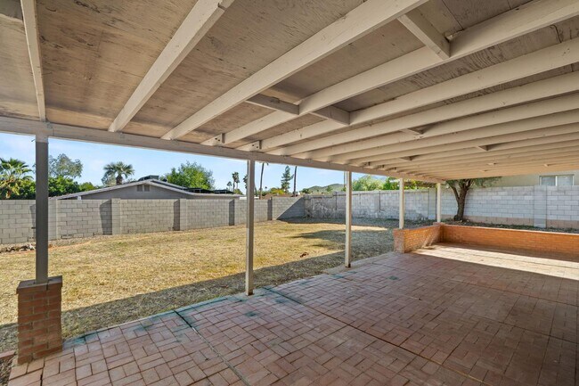 Building Photo - 15237 North 21st St