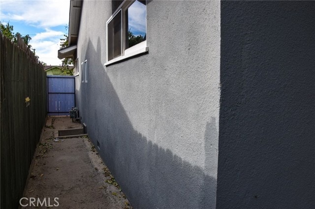 Building Photo - 421 N Park Ln