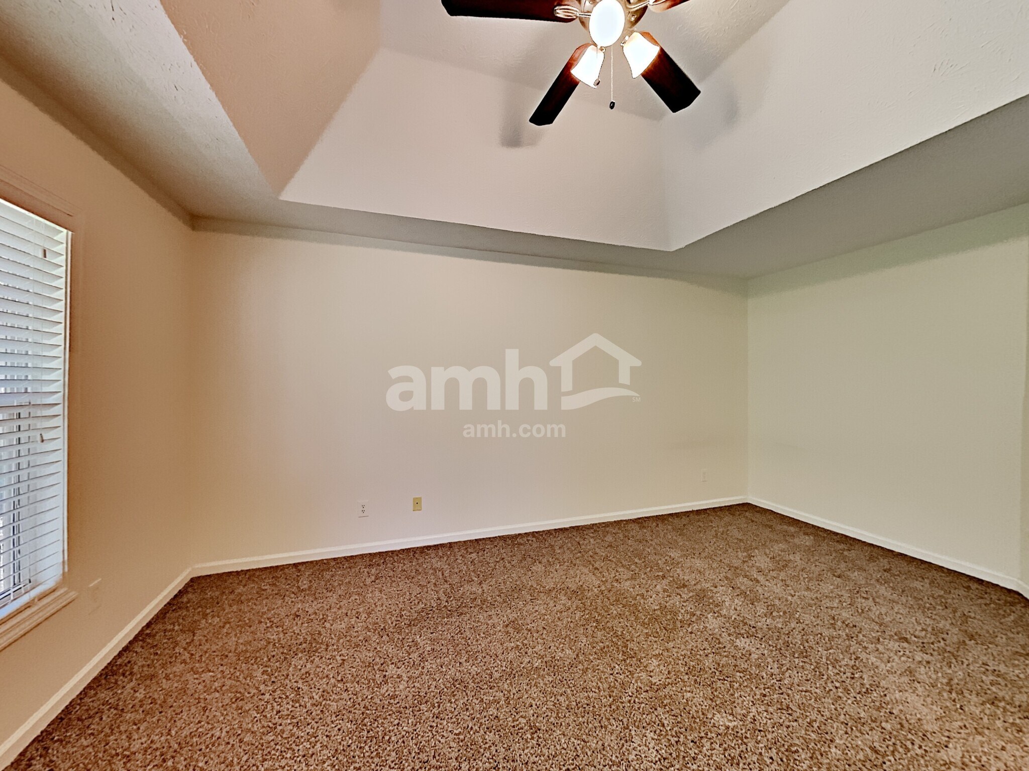 Building Photo - 4442 High Gate Dr NW