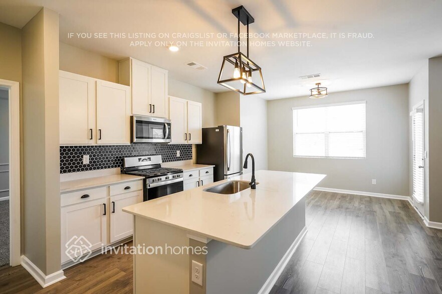 Building Photo - 7288 Scotlyn Wy