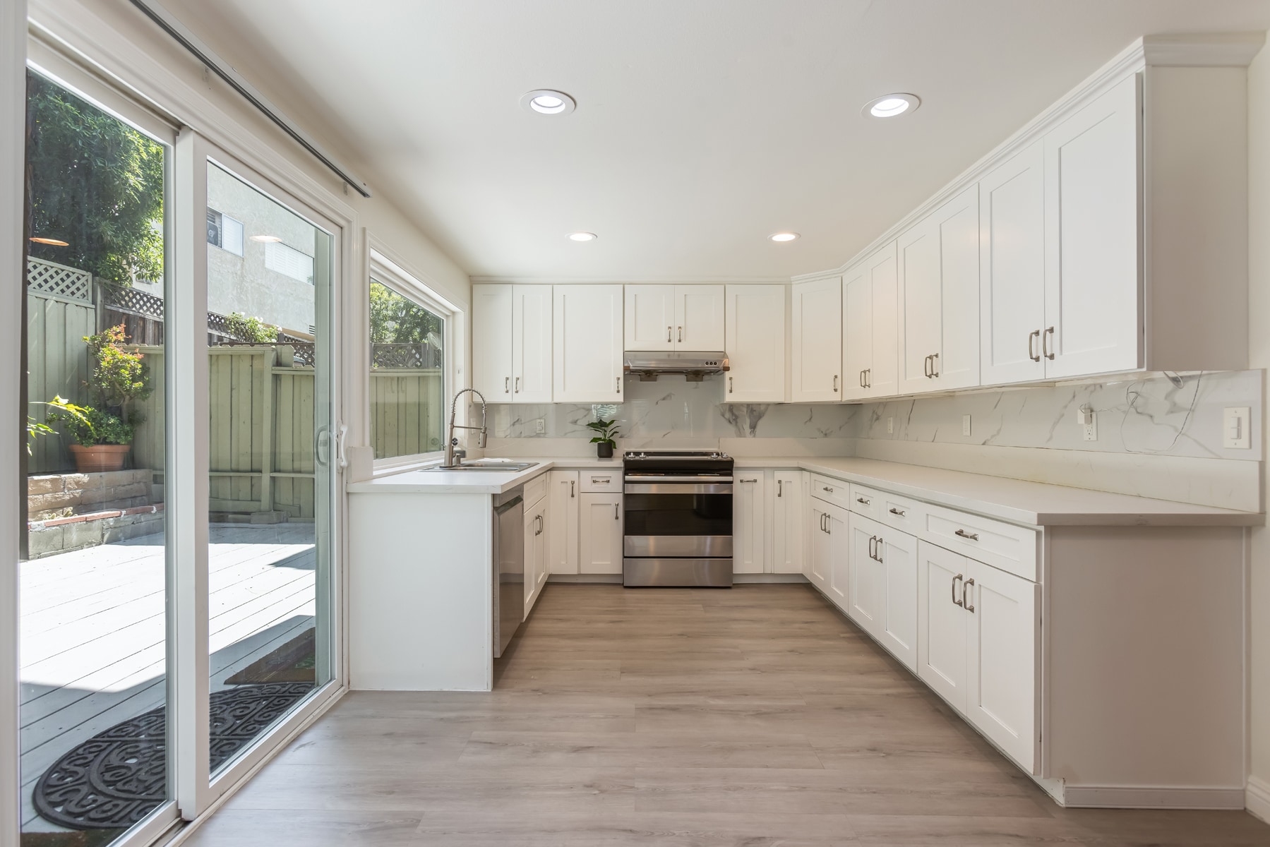 Building Photo - 10227 S Autumn Leaf Cir