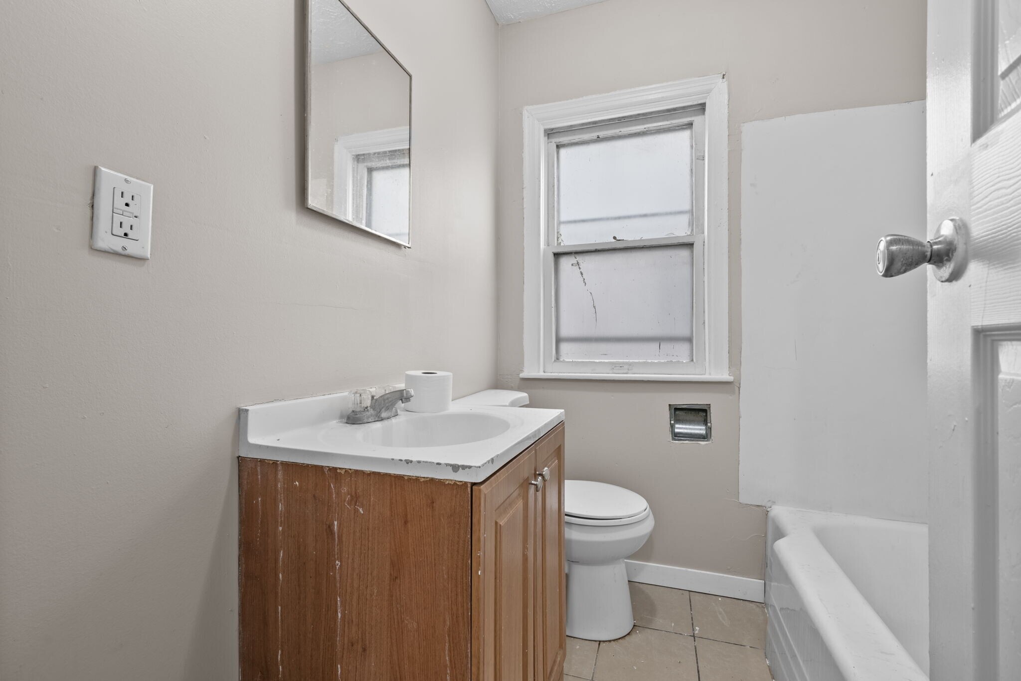 Building Photo - 1227 W 25th St