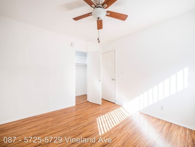 Interior Photo - 5725 Vineland